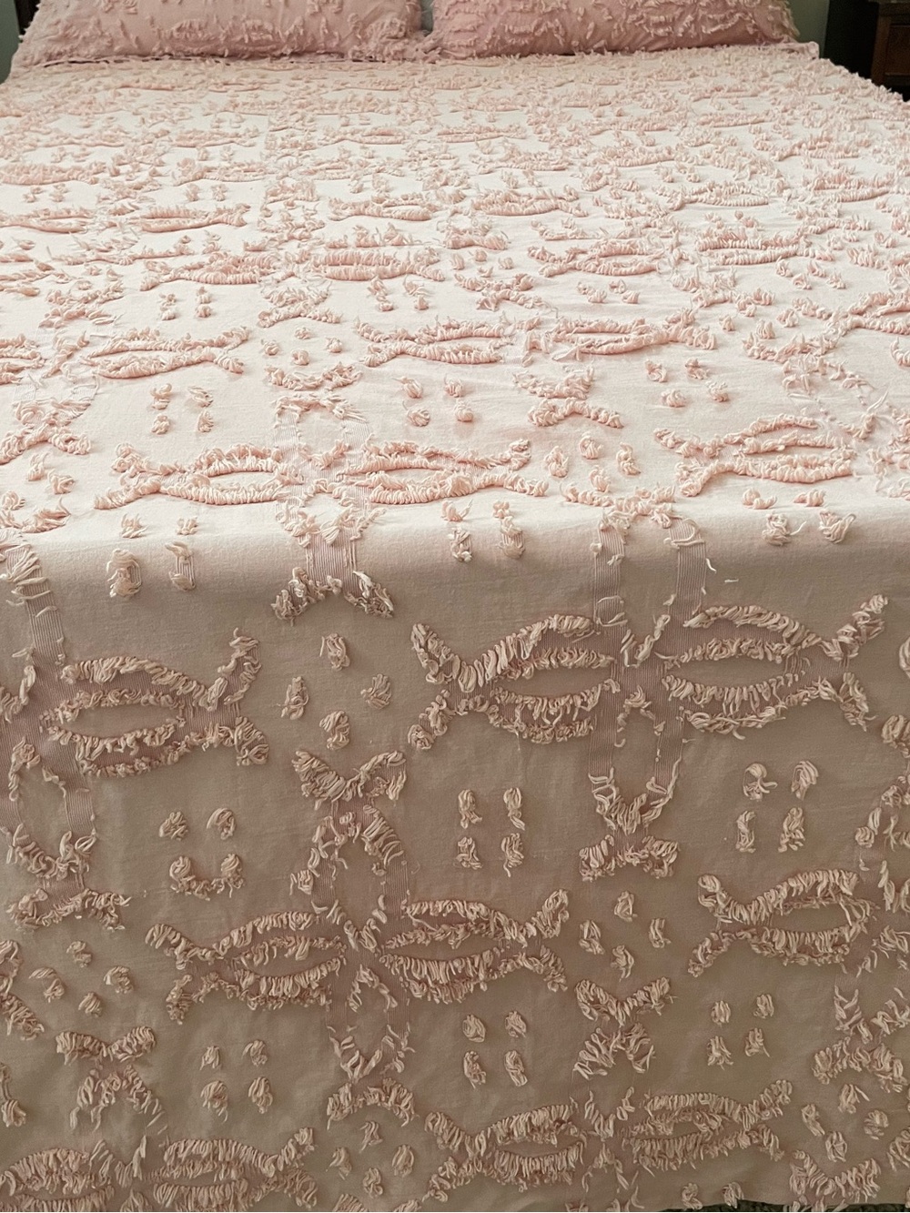 Target Threshold Pink Tufted Chenille Full/Queen Duvet Cover & Shams - Picture 2 of 10